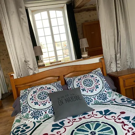 Manoir De La Grand'cour Bed & Breakfast 3*