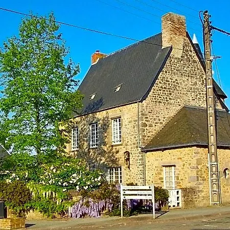 Manoir De La Grand'cour B&B